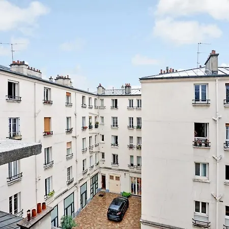 Cute Boudoir - Heart Of Bastille *